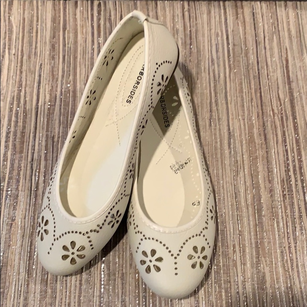 White floral cut out slipper shoes